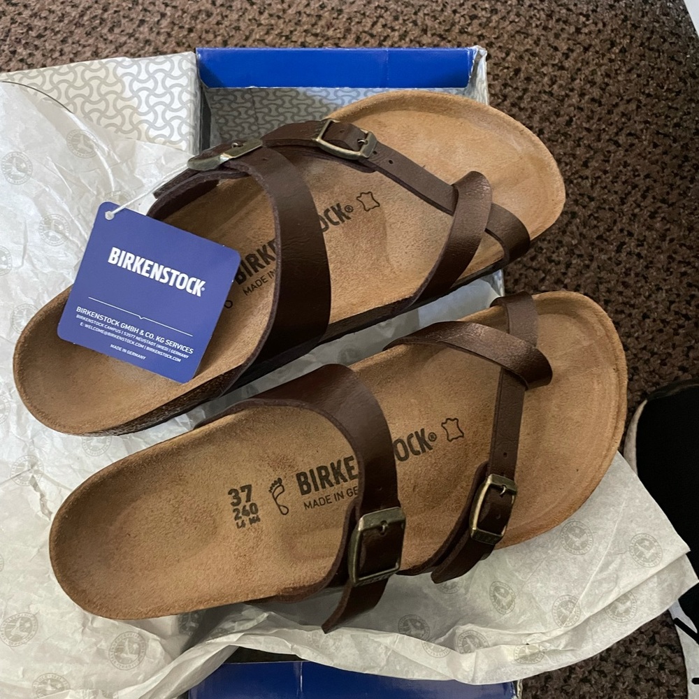 NWT Birkenstock’s